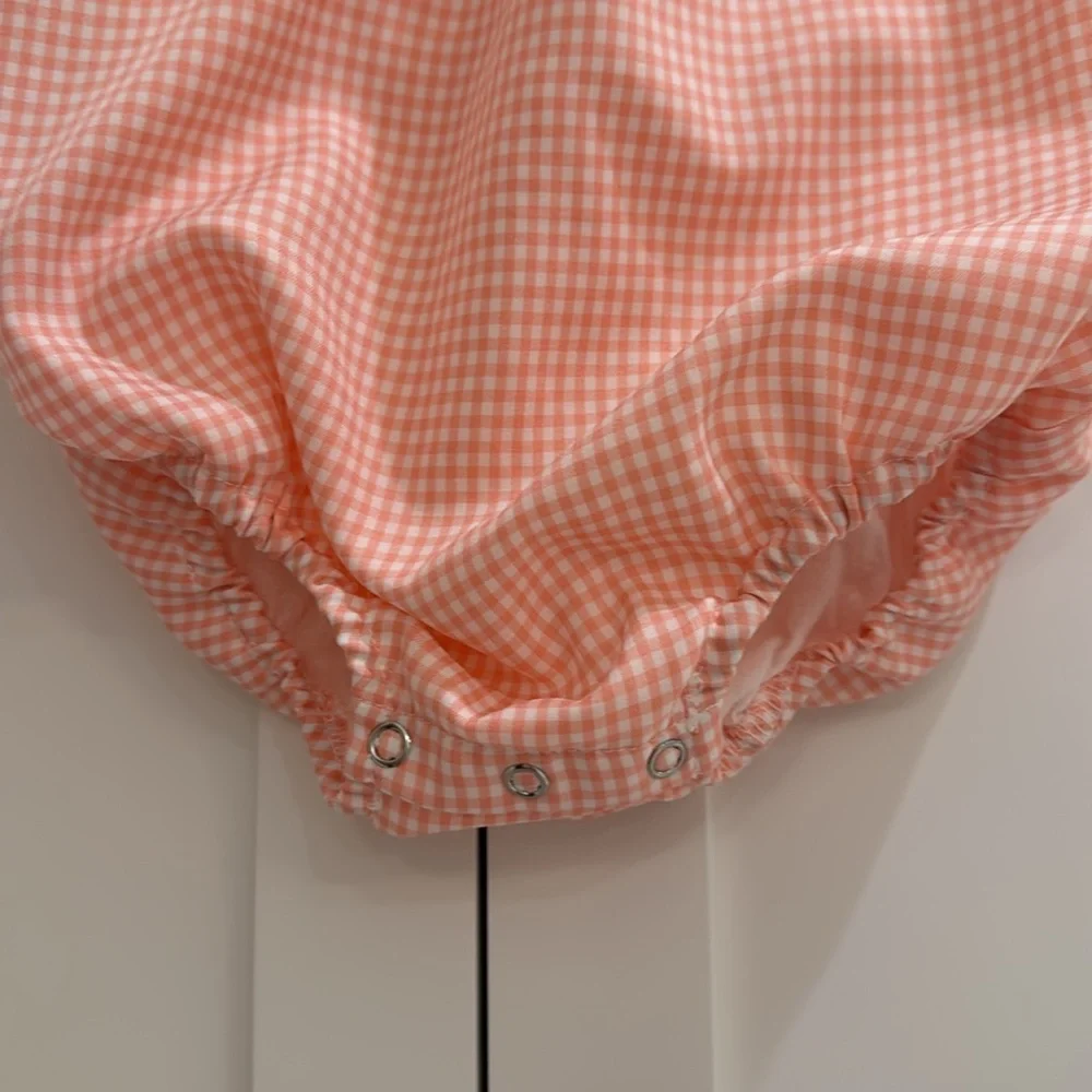 Stitchy Fish Simple Scallops Bubble in Pink, 9M - Picture 2 of 11